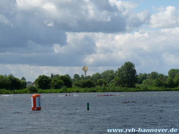 06-2012 Internationale Junioren-Regatta in Hamburg (11).JPG